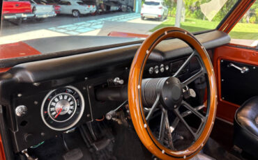 Ford-Bronco-1967-SUV-21