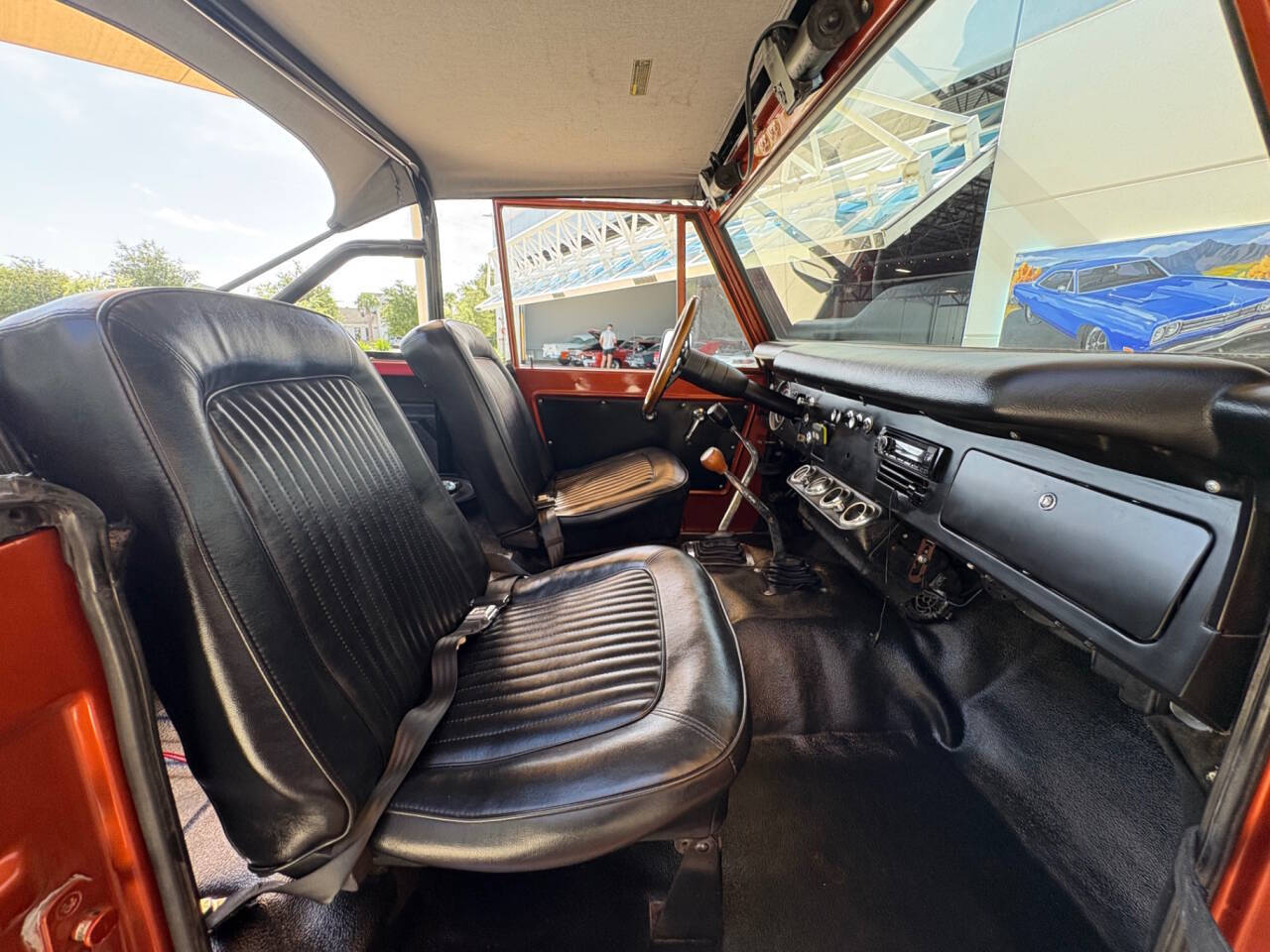Ford-Bronco-1967-SUV-27