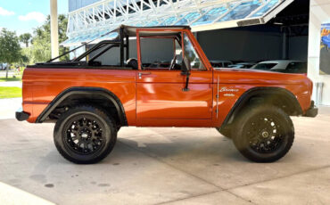 Ford-Bronco-1967-SUV-3