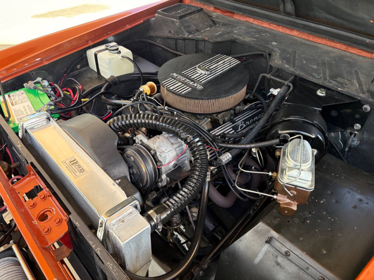 Ford-Bronco-1967-SUV-35