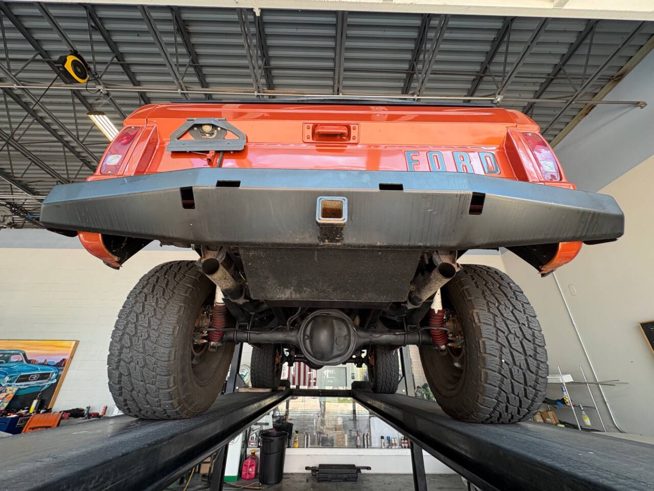 Ford-Bronco-1967-SUV-38