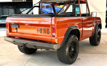 Ford-Bronco-1967-SUV-4