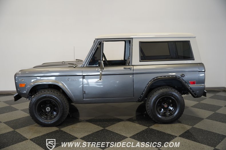 Ford-Bronco-1968-Dark-Gray-Metallic-Black-11