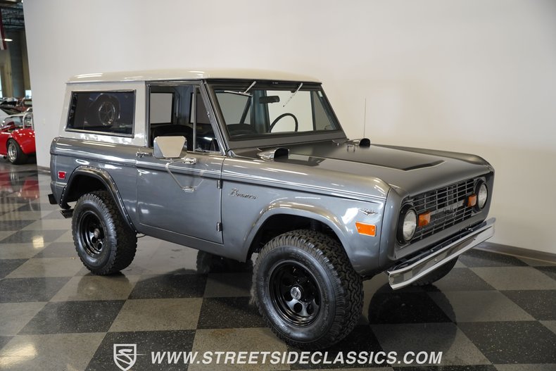 Ford-Bronco-1968-Dark-Gray-Metallic-Black-21