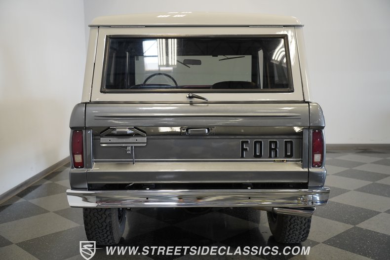 Ford-Bronco-1968-Dark-Gray-Metallic-Black-24