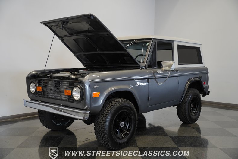 Ford-Bronco-1968-Dark-Gray-Metallic-Black-27