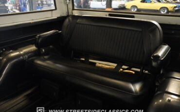 Ford-Bronco-1968-Dark-Gray-Metallic-Black-40