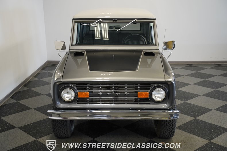 Ford-Bronco-1968-Dark-Gray-Metallic-Black-47