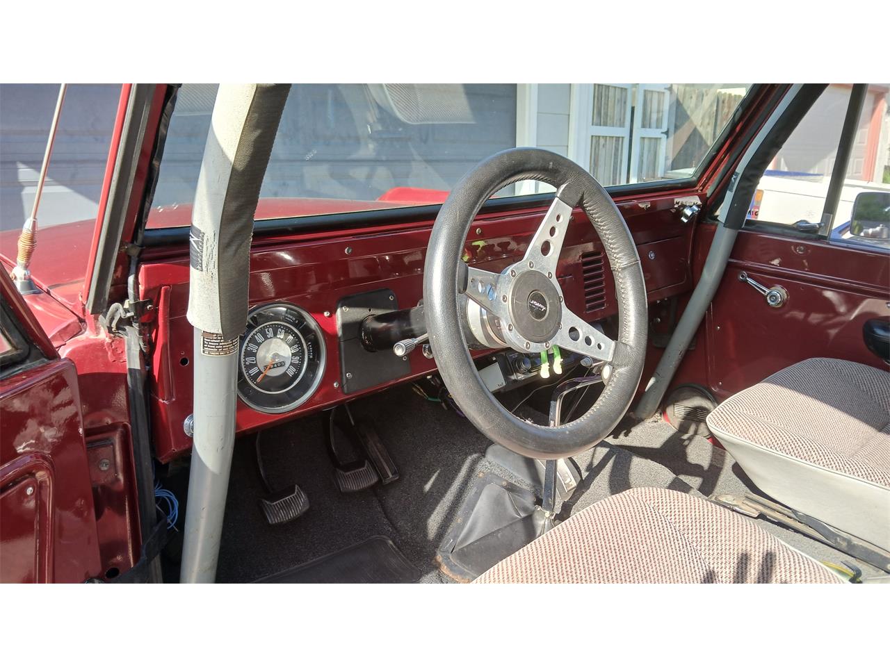 Ford-Bronco-1968-Maroon-Grey-13