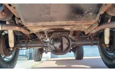 Ford-Bronco-1968-Maroon-Grey-18