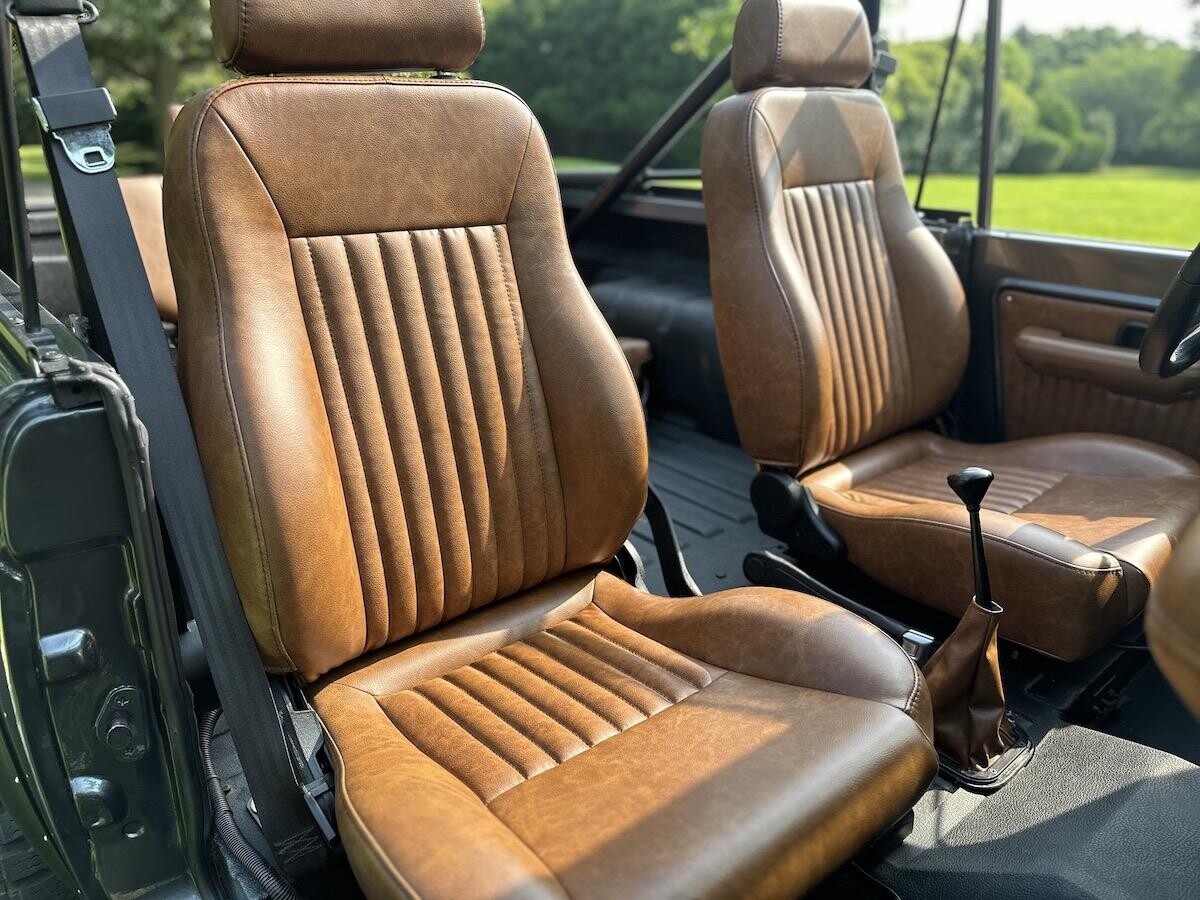 Ford-Bronco-1969-Convertible-39