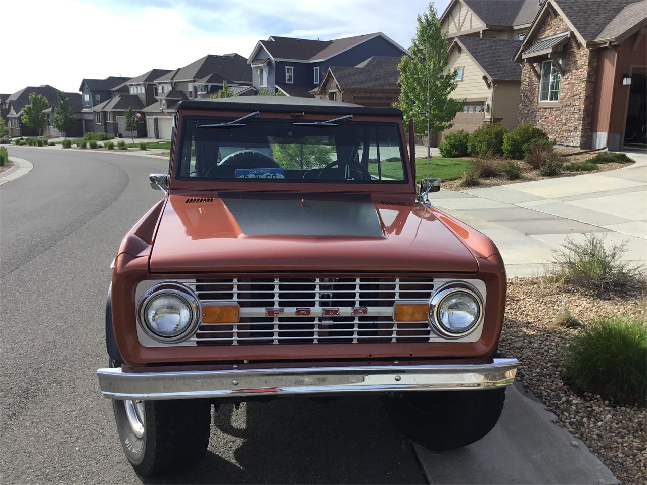 Ford-Bronco-1969-Copper-Black-1