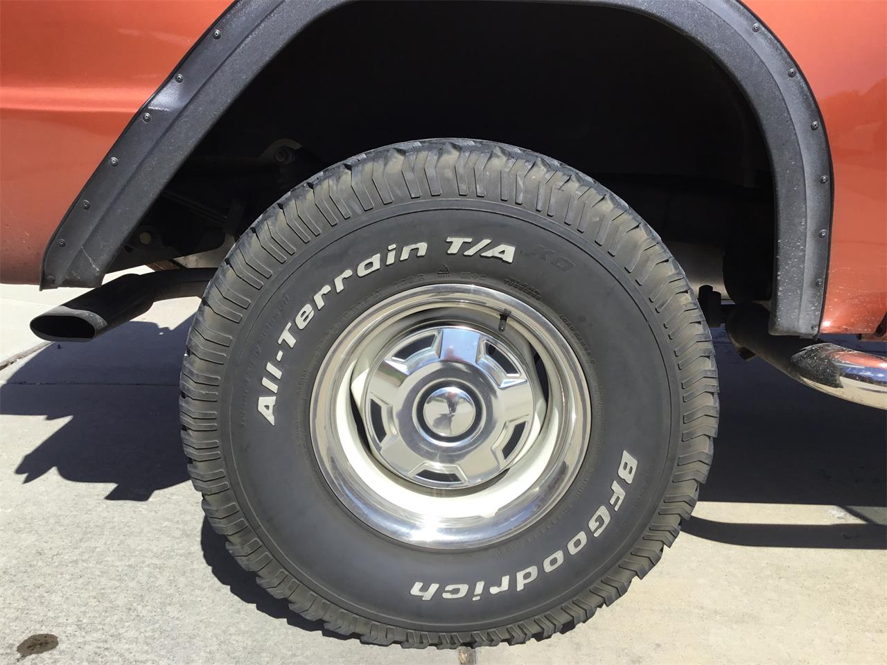 Ford-Bronco-1969-Copper-Black-18