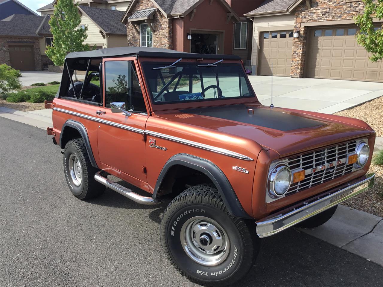 Ford-Bronco-1969-Copper-Black-2