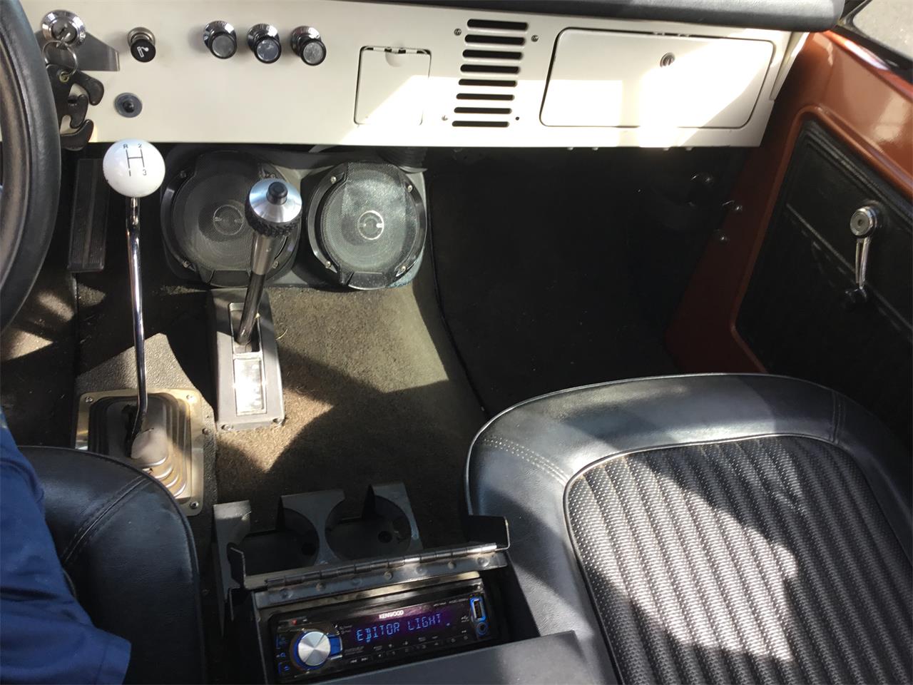 Ford-Bronco-1969-Copper-Black-8