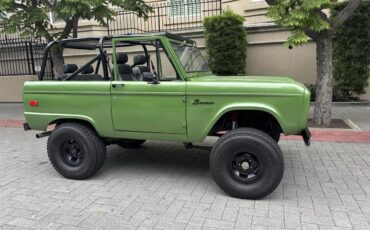 Ford-Bronco-1969-Green-Metallic-Black-14