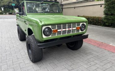 Ford-Bronco-1969-Green-Metallic-Black