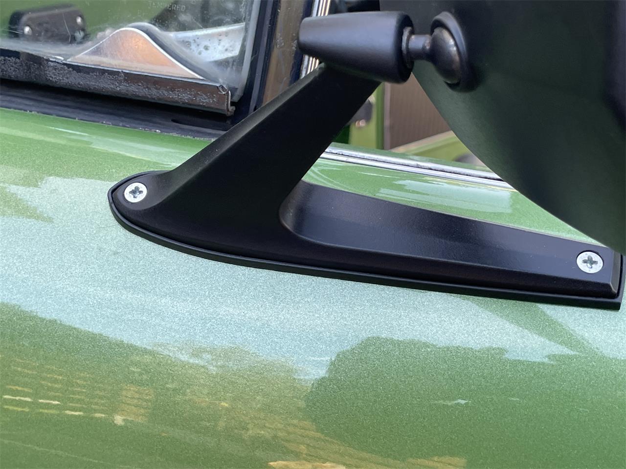 Ford-Bronco-1969-Green-Metallic-Black-44
