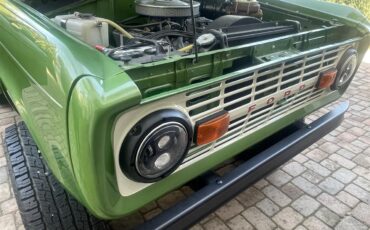 Ford-Bronco-1969-Green-Metallic-Black-51