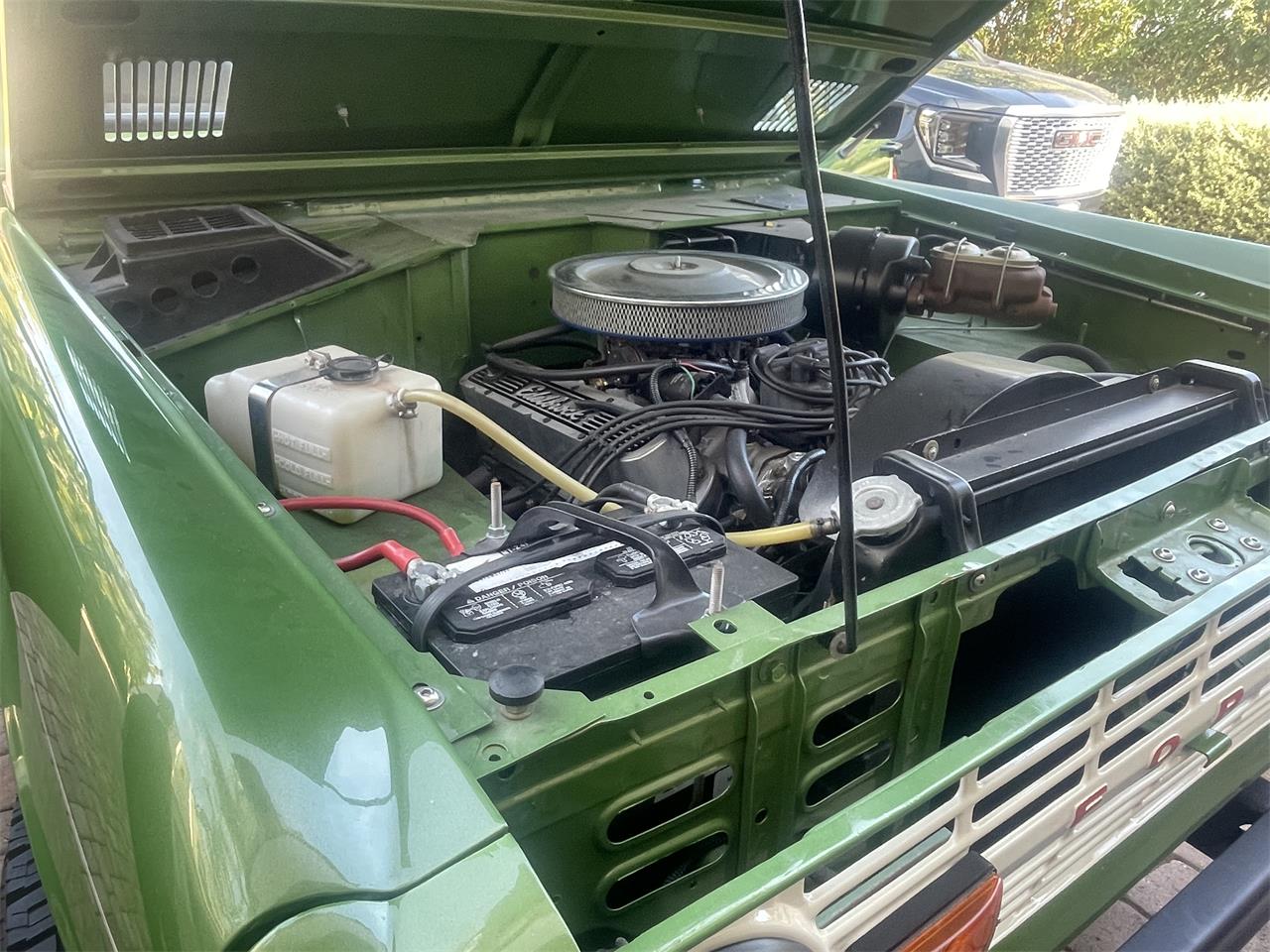Ford-Bronco-1969-Green-Metallic-Black-52