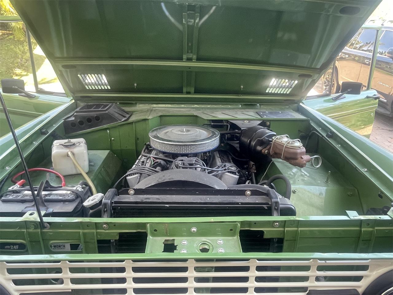 Ford-Bronco-1969-Green-Metallic-Black-54