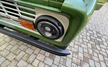 Ford-Bronco-1969-Green-Metallic-Black-57
