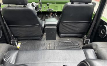 Ford-Bronco-1969-Green-Metallic-Black-71