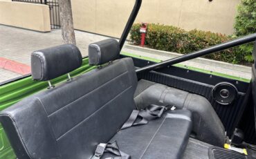Ford-Bronco-1969-Green-Metallic-Black-72