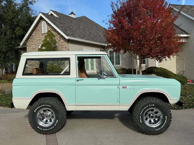 Ford-Bronco-1969-Light-Jade-19