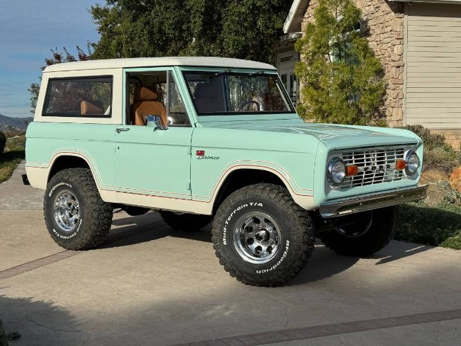 Ford-Bronco-1969-Light-Jade-21