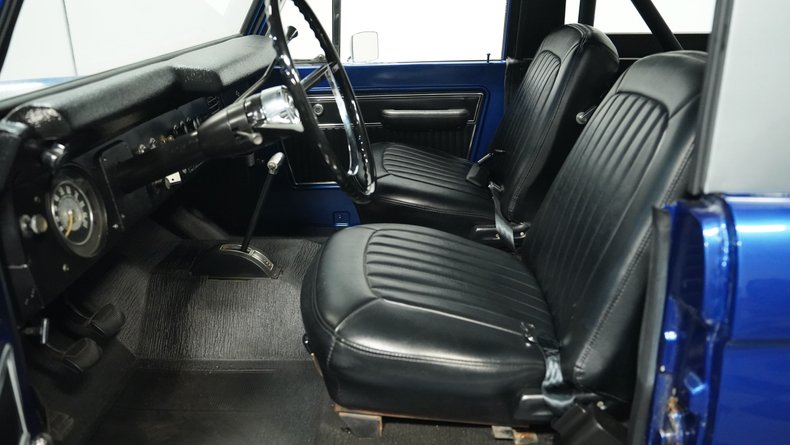 Ford-Bronco-1969-Royal-Blue-Black-2