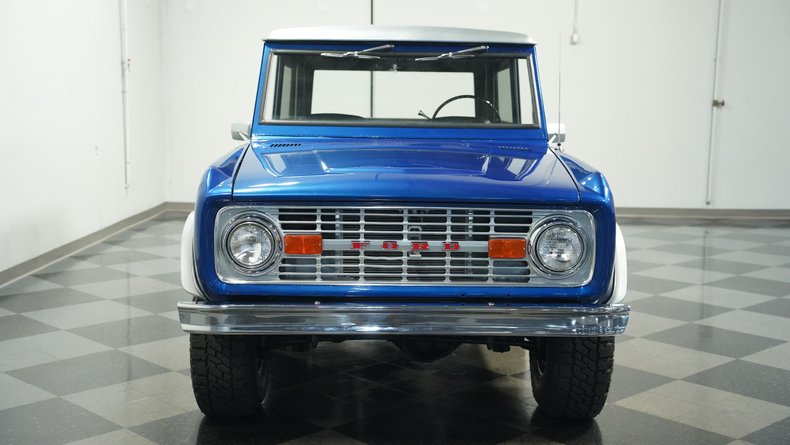 Ford-Bronco-1969-Royal-Blue-Black-22
