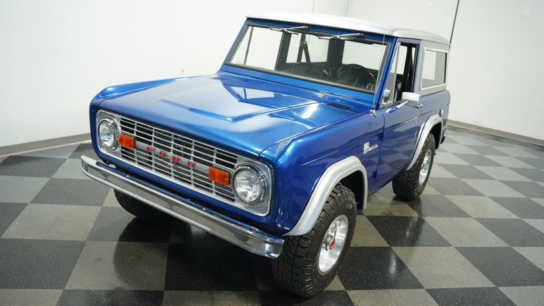 Ford-Bronco-1969-Royal-Blue-Black-24