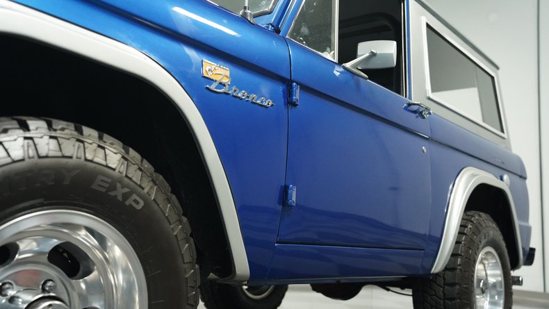 Ford-Bronco-1969-Royal-Blue-Black-26