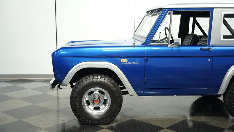 Ford-Bronco-1969-Royal-Blue-Black-27