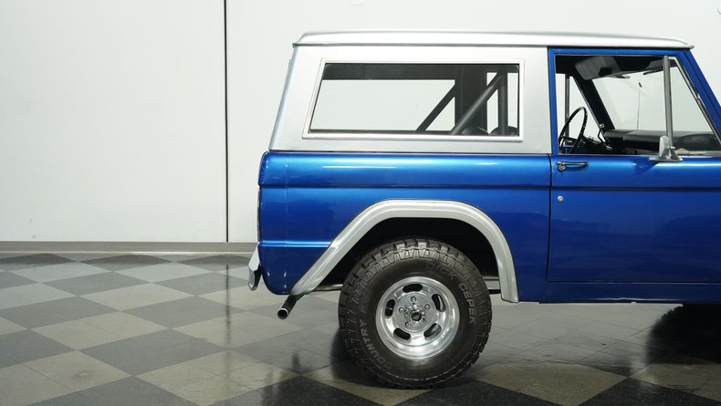 Ford-Bronco-1969-Royal-Blue-Black-33
