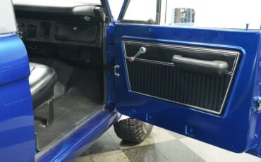 Ford-Bronco-1969-Royal-Blue-Black-44