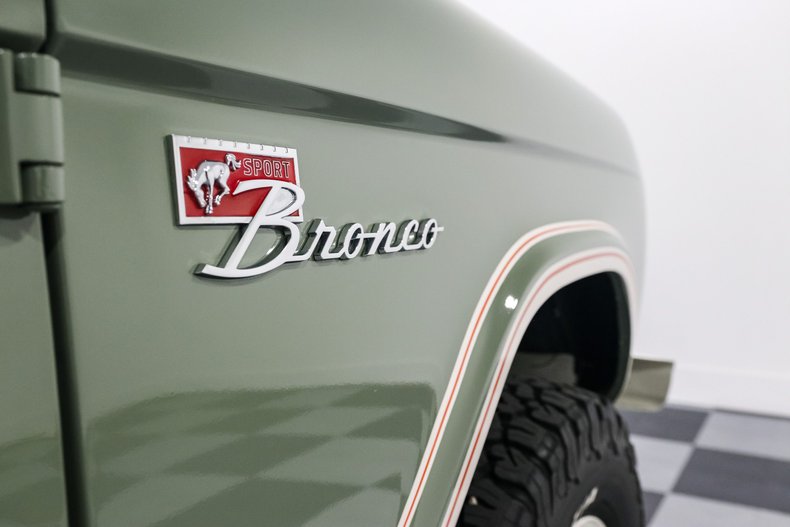 Ford-Bronco-1970-Galapagos-Green-Brown-1