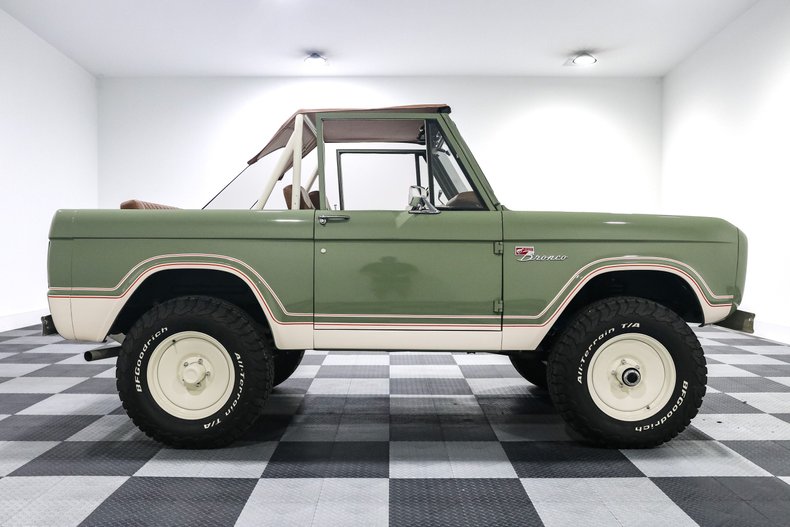 Ford-Bronco-1970-Galapagos-Green-Brown-13