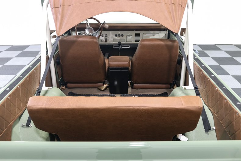 Ford-Bronco-1970-Galapagos-Green-Brown-21
