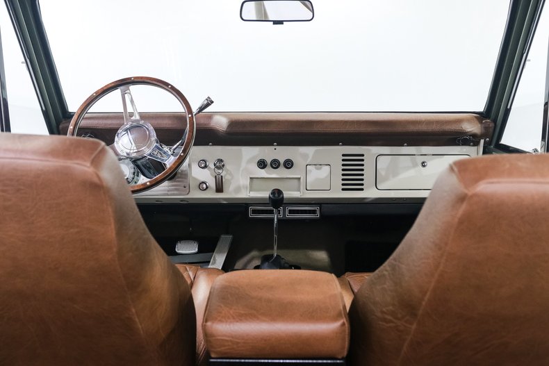 Ford-Bronco-1970-Galapagos-Green-Brown-22