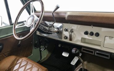 Ford-Bronco-1970-Galapagos-Green-Brown-29