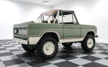 Ford-Bronco-1970-Galapagos-Green-Brown-9