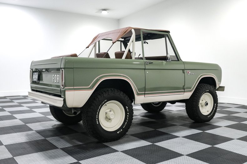 Ford-Bronco-1970-Galapagos-Green-Brown-9