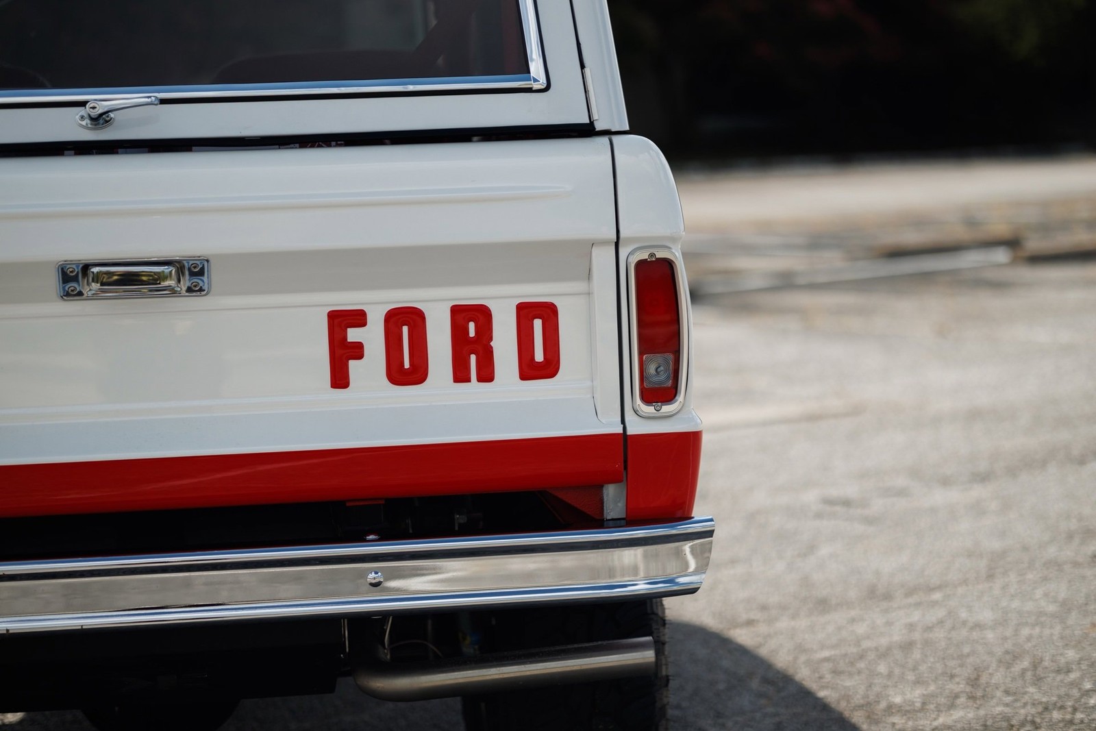 Ford-Bronco-1970-SUV-25