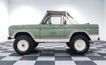 Ford-Bronco-1970-SUV-3