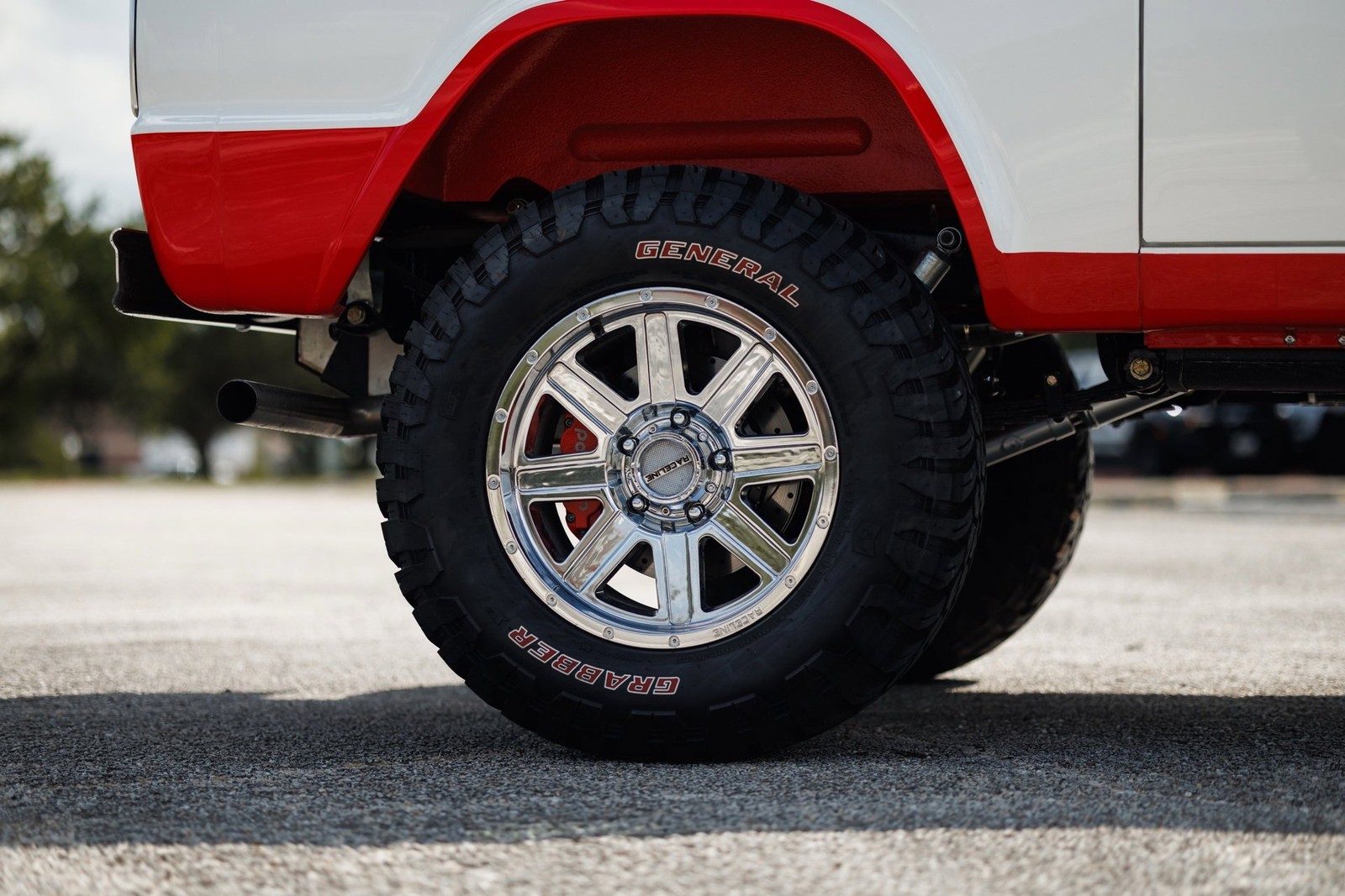 Ford-Bronco-1970-SUV-31