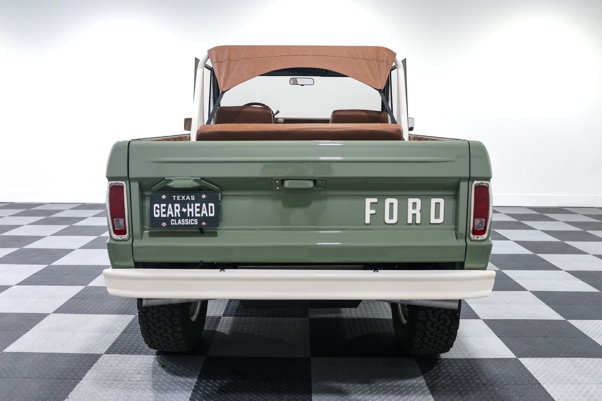 Ford-Bronco-1970-SUV-5
