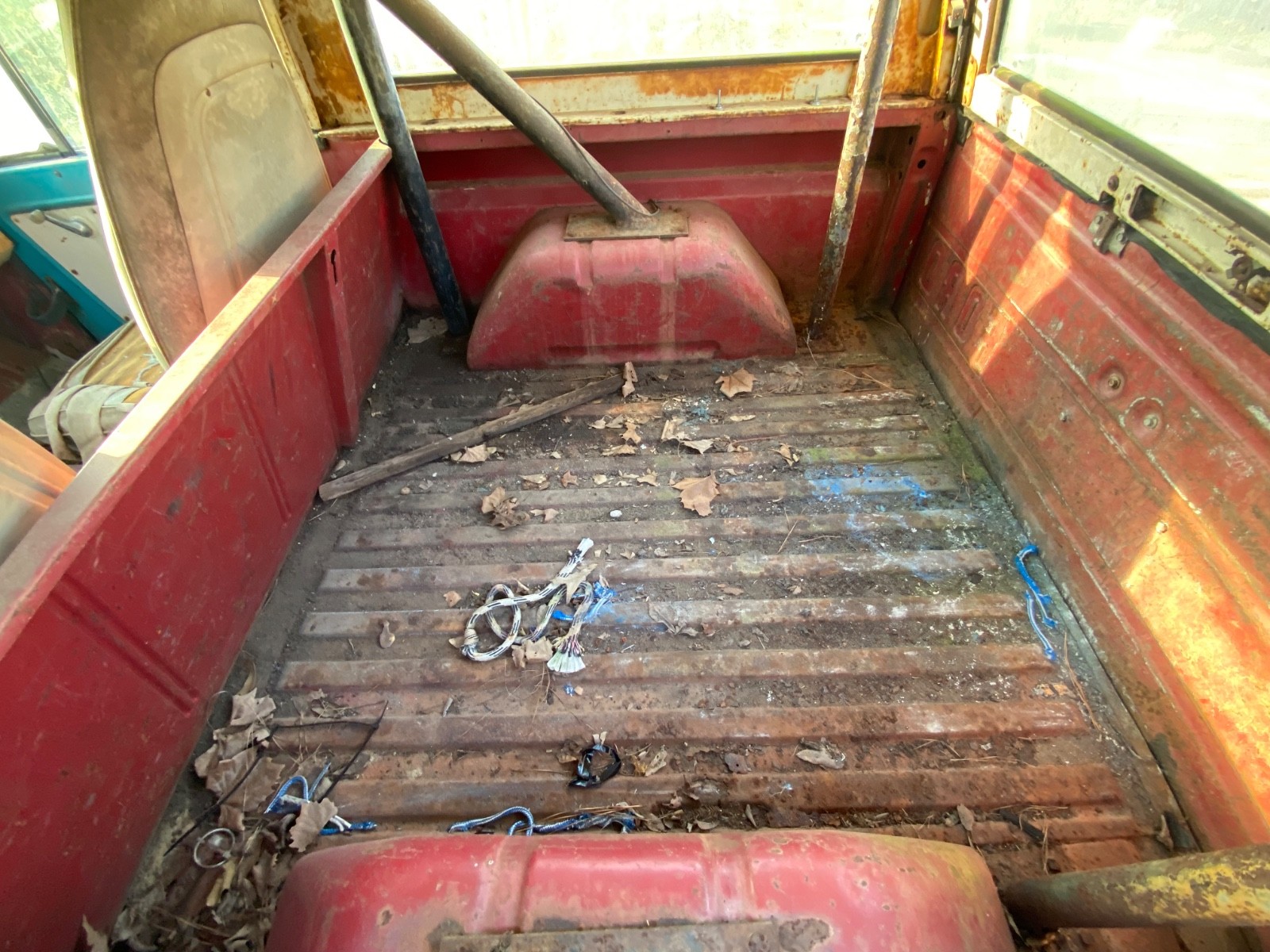 Ford-Bronco-1971-SUV-12