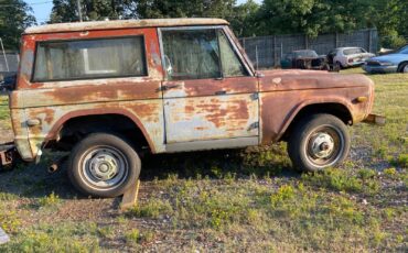 Ford-Bronco-1971-SUV-6